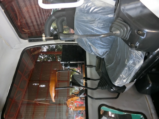 ขายรถขุด แบคโฮ KOMATSU PC 30-7 รถเก่านอกญี่ปุ่นแท้ มีเอกสารใบอินวอยและใบซื้อขาย พร้อมทำสี เช็คระบบ พร้อมติดแอร์ +ฟิล์ม พร้อมลงงาน ราคา 470,000 บาท   หารถขุด "แบคโฮ" ดีมีคุณภาพที่นี่ ร้าน วัชรัตน์ รุ่งเรืองแทรคเตอร์ สนใจติดต่อ:096-5411713 หรือ 09