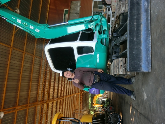 ขายรถขุด แบคโฮ KOMATSU PC 30-7 รถเก่านอกญี่ปุ่นแท้ มีเอกสารใบอินวอยและใบซื้อขาย พร้อมทำสี เช็คระบบ พร้อมติดแอร์ +ฟิล์ม พร้อมลงงาน ราคา 470,000 บาท   หารถขุด "แบคโฮ" ดีมีคุณภาพที่นี่ ร้าน วัชรัตน์ รุ่งเรืองแทรคเตอร์ สนใจติดต่อ:096-5411713 หรือ 09