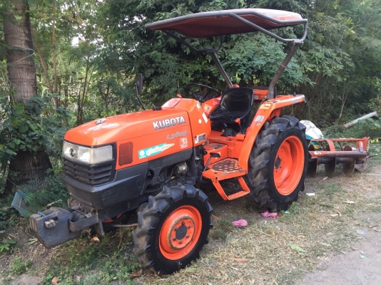 ขายแล้วนะครับแล้วครับ L2808 รถไร่ พร้อมเล่มทะเบียน