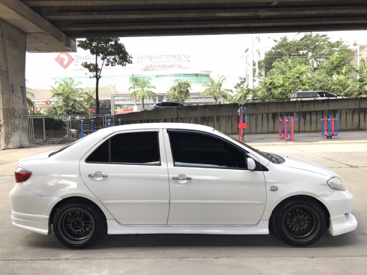 2005 toyota vios 1.5e สีขาว รภขับดี พร้อมใช้งาน