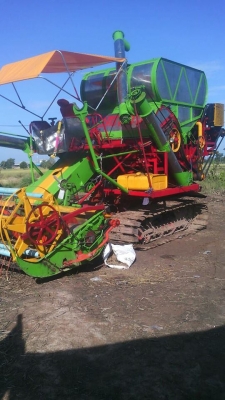 ขายรถเกี่ยวข้าว อุ้ม2.5ตัน เครื่อง185เทอร์โบ ช่วงล่าง10HT ปั้ม22ไดกิ้น สภาพพร้อมใช้งาน ราคา420,000 สนใจโทร 090-8588220คุณนะ 093-3258446คุณบิว หรือเข้าดูสินค้าอื่นๆได้ที่ www.narong2truck.com หรือ www.truck.in.th/498 หรือเพจFacebook ณรงค์ ซื้อขายรถมือสอง (