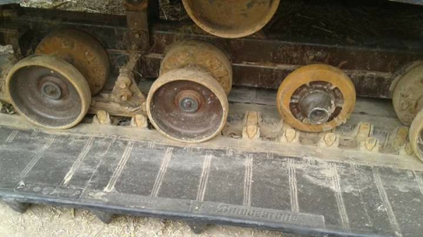 ขายรถเกี่ยวข้าว KUBOTA CD95GM พลัส ปี57 ใช้งานน้อย 1พันชั่วโมง เอกสารเล่มทะเบียนพร้อมโอน ราคา680,000 สนใจโทร 090-8588220คุณนะ 093-3258446คุณบิว หรือเข้าดูสินค้าอื่นๆได้ที่ www.narong2truck.com หรือ www.truck.in.th/498 หรือเพจFacebook ณรงค์ ซื้อขายรถมือสอง ขายรถเกี่ยวข้าว KUBOTA CD95GM พลัส ปี57 ใช้งานน้อย 1พันชั่วโมง เอกสารเล่มทะเบียนพร้อมโอน ราคา680,000 สนใจโทร 090-8588220คุณนะ 093-3258446คุณบิว หรือเข้าดูสินค้าอื่นๆได้ที่ www.narong2truck.com หรือ www.truck.in.th/498 หรือเพจFacebook ณรงค์ ซื้อขายรถมือสอง