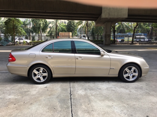 2005 benz e200 w211 KOMPRESSOR ELEGANCE รถสวยสภาพพร้อมใช้งาน