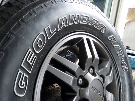 ล้อแม็กอีซูซุ เอ็กซีรี่ส์ ขอบ16 พร้อมยางโยโกฮาม่า 265/70R16 ปี13 สภาพสวยๆ