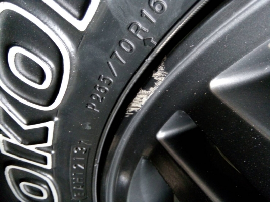 ล้อแม็กอีซูซุ เอ็กซีรี่ส์ ขอบ16 พร้อมยางโยโกฮาม่า 265/70R16 ปี13 สภาพสวยๆ