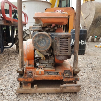 เครื่องตบดินเก่าญี่ปุ่น MIKASA MVC-70GA 5 PS