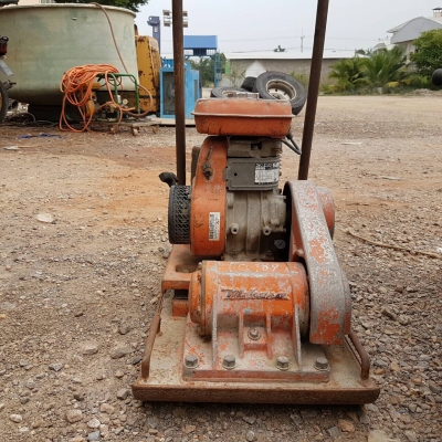 เครื่องตบดินเก่าญี่ปุ่น MIKASA MVC-70GA 5 PS