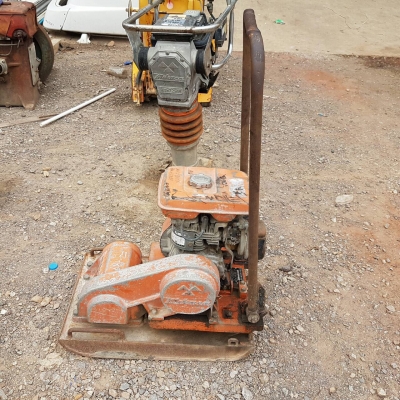 เครื่องตบดินเก่าญี่ปุ่น MIKASA MVC-70GA 5 PS