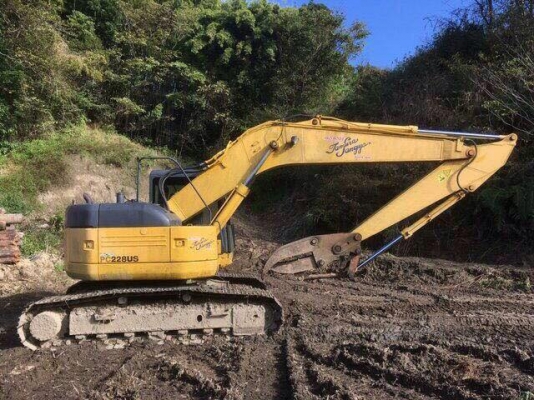 ขาย รถขุด KOMUTSU PC200 จำหน่าย รถ เครื่องจักร นำเข้า100\% อปกรณ์ทุกชนิด ราคาถูก eurotec. 0818176901 ขาย รถขุด KOMUTSU PC200 จำหน่าย รถ เครื่องจักร นำเข้า100\% อปกรณ์ทุกชนิด ราคาถูก eurotec. 0818176901