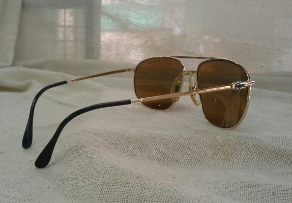 แว่นตาเฟรนช์วินเทจ 'เทพบุตรชาละวันแห่งลุ่มน้ำแซน' Authentic LACOSTE handmade in France บิ๊ แว่นตาเฟรนช์วินเทจ 'เทพบุตรชาละวันแห่งลุ่มน้ำแซน' Authentic LACOSTE handmade in France บิ๊