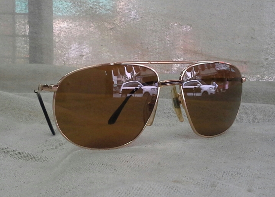 แว่นตาเฟรนช์วินเทจ 'เทพบุตรชาละวันแห่งลุ่มน้ำแซน' Authentic LACOSTE handmade in France บิ๊ แว่นตาเฟรนช์วินเทจ 'เทพบุตรชาละวันแห่งลุ่มน้ำแซน' Authentic LACOSTE handmade in France บิ๊