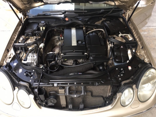 2005 BENZ E200 KOMPRESSOR ELEGANCE สีน้ำตาล LPG สวยขับดีประหยัดสุดๆ