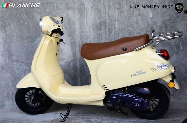 SCOOTER L&amp;P BLANCHE,FIESTAS 50cc  ลดเหลือเพียง 19,999เท่านั้น 1คันเท่านั้น       กรุณากรอกรายละเอียด...สินค้ามาใหม่ล่าสุด เปิดตัวใหม่ล่าสุด   สินค้าล็อตใหม่ เปิดตัวใหม่ล่าสุด  SCOOTER L&amp;P BLANCHE,FIESTAS 50ccมี 2รุ่น 4 สีให้คุณเลือกได้ตามความชอบสั