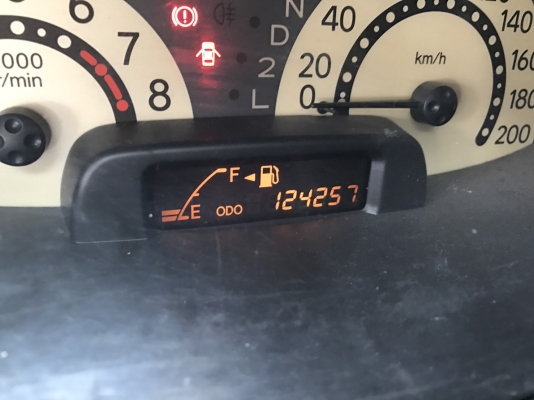 2005 toyota vios 1.5e สีขาว รภขับดี พร้อมใช้งาน ไม่เคยติดแก็ซ