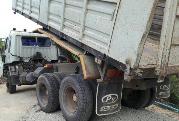 สิบล้อ ฮีโน่ FM3Mิ 240แรงปี38ดั้ม 2เพา สภาพดีสวยหัวบางสีเดิมพายในครบ ทะเบียนพร้อมโอน ขายราคาเบาๆ799,000บ ครับๆ สิบล้อ ฮีโน่ FM3Mิ 240แรงปี38ดั้ม 2เพา สภาพดีสวยหัวบางสีเดิมพายในครบ ทะเบียนพร้อมโอน ขายราคาเบาๆ799,000บ ครับๆ