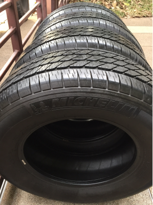 ยาง Michelin 265 65 17 ปลายปี14 ดอกเต็ม ไม่มีปะ ราคาไม่แพง ยาง Michelin 265 65 17 ปลายปี14 ดอกเต็ม ไม่มีปะ ราคาไม่แพง