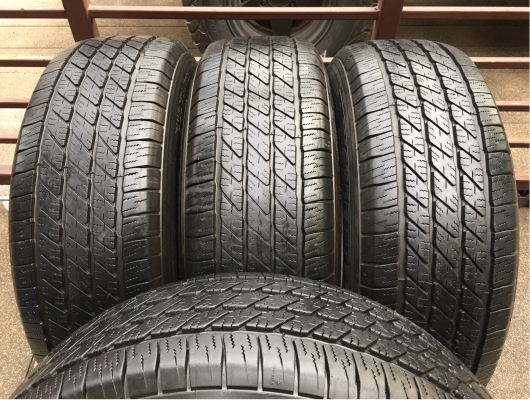 ยาง Michelin 265 65 17 ปลายปี14 ดอกเต็ม ไม่มีปะ ราคาไม่แพง ยาง Michelin 265 65 17 ปลายปี14 ดอกเต็ม ไม่มีปะ ราคาไม่แพง