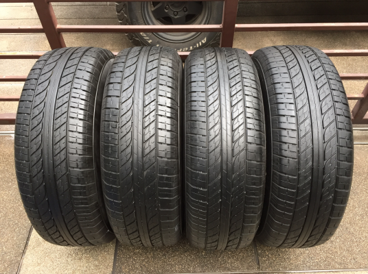 ยาง Hankook 265 70 16 ปลายปี13 ดอกเยอะ ใช้ยาว ราคาไม่แพง