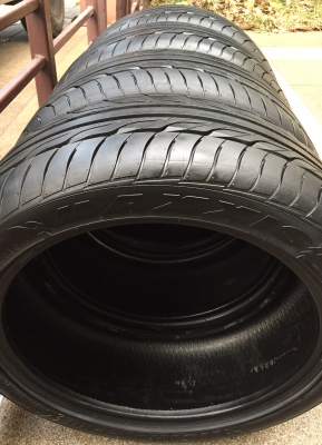 ยาง Maxxis 225 45 18 ปลายปี16 ดอกเต็ม ไม่มีปะ ราคาไม่แพง