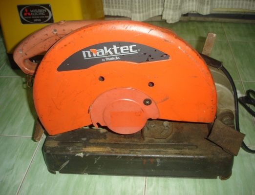 ขายแท่นตัดไฟเบอร์ 14 นิ้ว 2,000 วัตต์ Maktec รุ่น MT 240