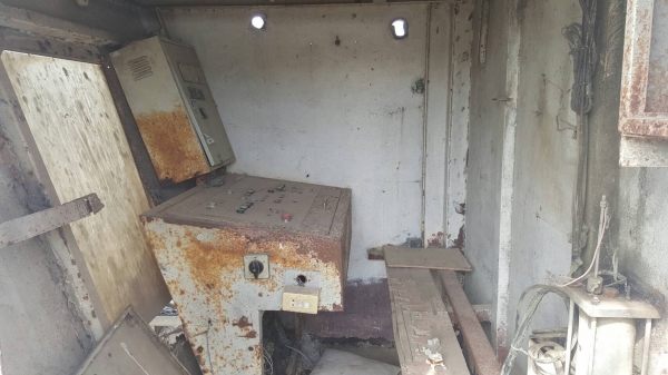 ขาย แพนท์แห้ง ครึ่งคิว มีเครนโกยหิน-ทราย ราคาต่อรองได้ ขาย แพนท์แห้ง ครึ่งคิว มีเครนโกยหิน-ทราย ราคาต่อรองได้