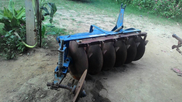 ผานพรวน6ใบ22นิ้วสภาพสวยพร้อมใช้คับ