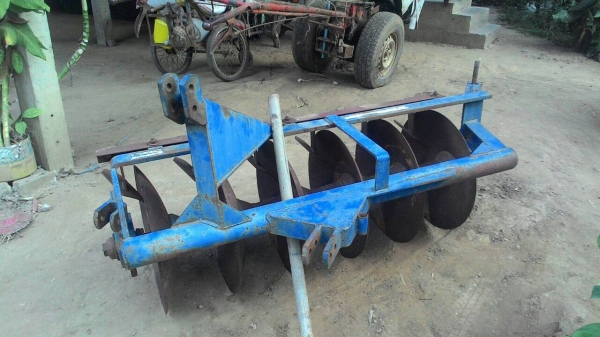 ผานพรวน6ใบ22นิ้วสภาพสวยพร้อมใช้คับ