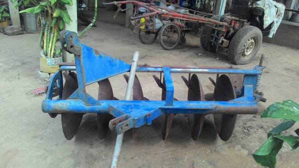 ผานพรวน6ใบ22นิ้วสภาพสวยพร้อมใช้คับ