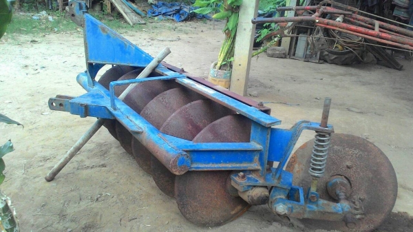 ผานพรวน6ใบ22นิ้วสภาพสวยพร้อมใช้คับ