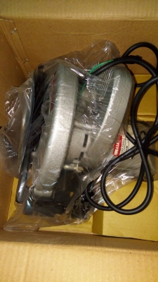 เลื่อยวงเดือน