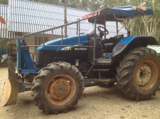 ขายรถไถฟอร์ด New Holland รุ่น TS90 กรองใหญ่ เกียร์ข้าง สภาพสมบูรณ์ทุกอย่าง เอกสารเล่มพร้อม