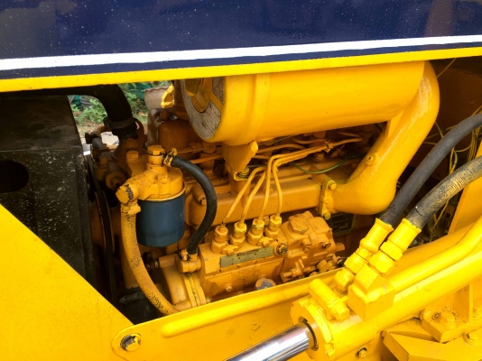 ขายรถแม็คโค  สนใจติดต่อ 086-775-7900 086-324-1992