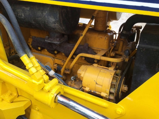 ขายรถแม็คโค  สนใจติดต่อ 086-775-7900 086-324-1992