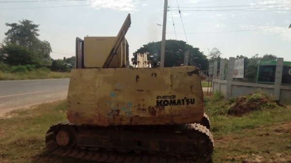 PC120 -5เครื่องดี.ปั้มเดิม ไฟฟ้าเต็ม โซ่หนาบุ๊ตดีลอนเลอร์ครบมีแอร์เอกสารซื้อขาย.ไม่ไกลไปส่งได้ พร้อมใช้งานเลยครับ ราคา530000ต่อรอง รถยุสุรินทร์.โทรหรือทัก..0875511464-0837335338-0636359242 นิธิศ ครับ