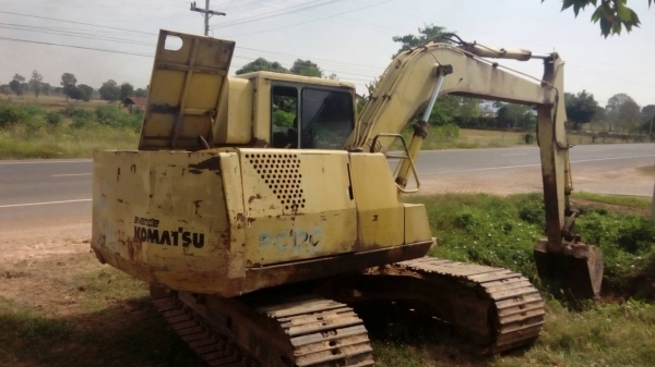 PC120 -5เครื่องดี.ปั้มเดิม ไฟฟ้าเต็ม โซ่หนาบุ๊ตดีลอนเลอร์ครบมีแอร์เอกสารซื้อขาย.ไม่ไกลไปส่งได้ พร้อมใช้งานเลยครับ ราคา530000ต่อรอง รถยุสุรินทร์.โทรหรือทัก..0875511464-0837335338-0636359242 นิธิศ ครับ