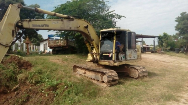 PC120 -5เครื่องดี.ปั้มเดิม ไฟฟ้าเต็ม โซ่หนาบุ๊ตดีลอนเลอร์ครบมีแอร์เอกสารซื้อขาย.ไม่ไกลไปส่งได้ พร้อมใช้งานเลยครับ ราคา530000ต่อรอง รถยุสุรินทร์.โทรหรือทัก..0875511464-0837335338-0636359242 นิธิศ ครับ