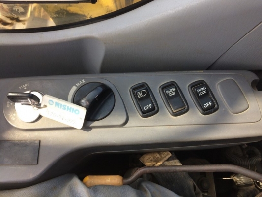 ขายถูกครับ Komatsu PC128US-2EO ปี 2003 นำเข้าจากญี่ปุ่น ไม่เคยใช้งานในไทย