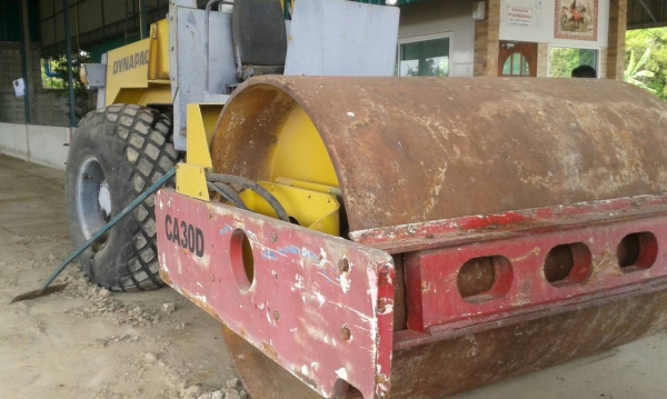 ขายรถบดDYNAPAC รุ่นCA30D