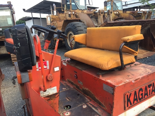 ขายรถบดสั่นสะเทือน SAKAI TW500 ขนาด 5 ตัน สภาพพร้อมใช้งาน From JAPAN ติดต่อ 063-9316985 ID LINE : 0639316985 ครับ