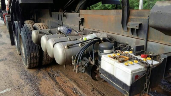 ขาย 2,450,000 ISUZU 360 ปี 56 แม่ดั้ม - ลูก 3 คาน เครื่องดี หัวบาง ยางดี คัสชีสวย เอกสารเล่มทะเบียน 