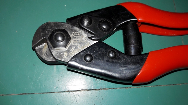 ขายคีมตัดสลิงFelco made in Swiss.งานเก่ามือสองสวย ขายคีมตัดสลิงFelco made in Swiss.งานเก่ามือสองสวย