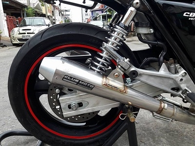 ขาย cb 400 ปี 1995ทะเบียนแท้ โอนขนส่ง  แต่งคาเฟ่