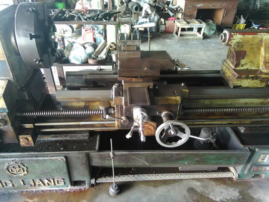 เครื่องกลึง