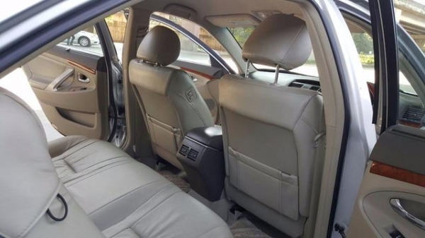 2011 Toyota Camry 2.0G รถสวยมือเดียว เดิมๆทั้งคัน คุ้มสุดๆ