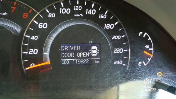 2011 Toyota Camry 2.0G รถสวยมือเดียว เดิมๆทั้งคัน คุ้มสุดๆ