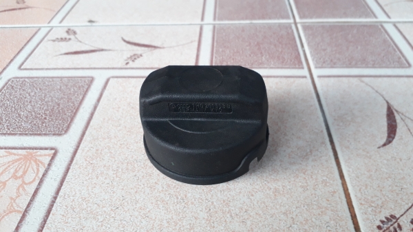 ฝาถังน้ำมัน ของรถ Volkswagen แท้ ฝาถังน้ำมัน ของรถ Volkswagen แท้