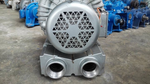 ** SOLD ** ริงส์โบวเวอร์ BALDOR Made in USA 2.5 HP 2850 RPM 380V สภาพใหม่ๆเงาๆพร้อมใช้