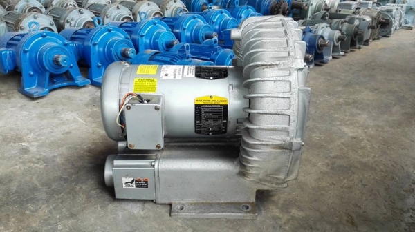 ** SOLD ** ริงส์โบวเวอร์ BALDOR Made in USA 2.5 HP 2850 RPM 380V สภาพใหม่ๆเงาๆพร้อมใช้