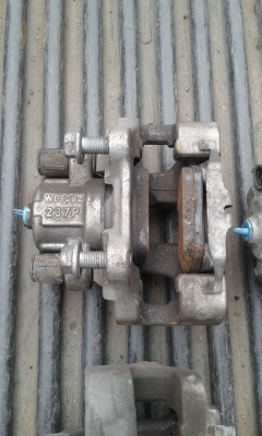 ตัวจับดิสเบรค BMW ตัวจับดิสเบรค BMW