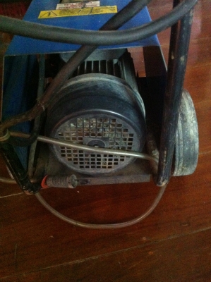 ขายเครื่องฉีดน้ำแรงดันสูง ขายเครื่องฉีดน้ำแรงดันสูง